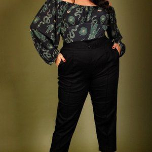 Laura Byrnes CROPPED TROUSERS IN BLACK TWILL